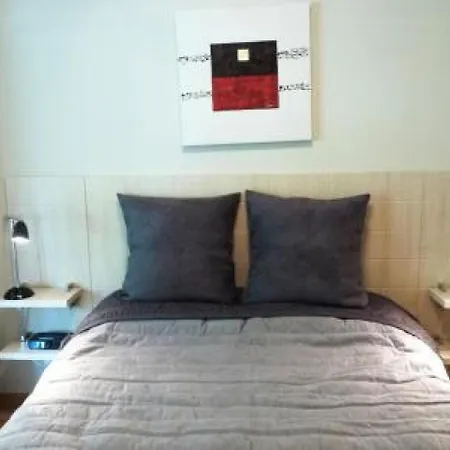 Apartment Sleeps 4 Pool Air Con Wifi *