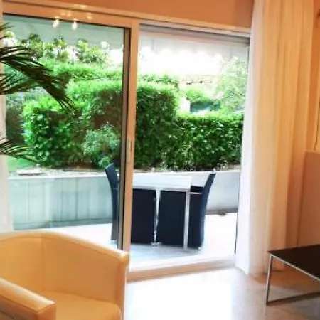 Διαμέρισμα Sleeps 4 Pool Air Con Wifi *
